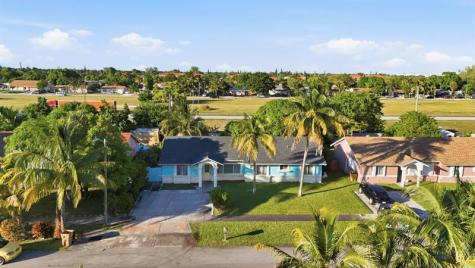 561 NE 38th Street Deerfield Beach FL 33064