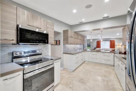 201 NE 28th Court Wilton Manors FL 33334