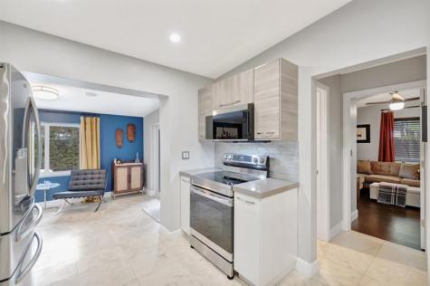 201 NE 28th Court Wilton Manors FL 33334