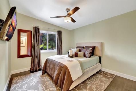 201 NE 28th Court Wilton Manors FL 33334