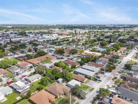 5720 Flagler Street Hollywood FL 33023