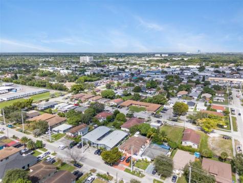 5720 Flagler Street Hollywood FL 33023