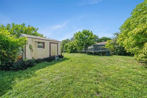 5720 Flagler Street Hollywood FL 33023