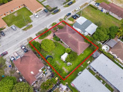 5720 Flagler Street Hollywood FL 33023