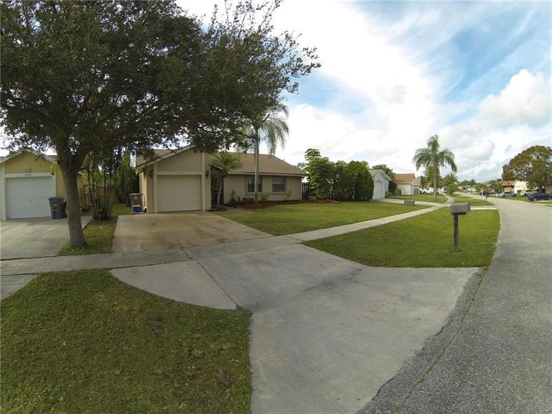 9138 Bedford Drive Boca Raton FL 33434