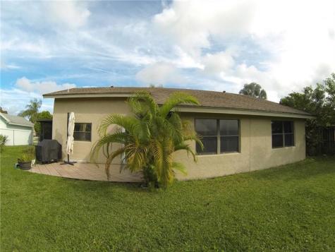 9138 Bedford Drive Boca Raton FL 33434