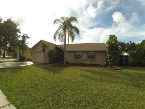 9138 Bedford Drive Boca Raton FL 33434