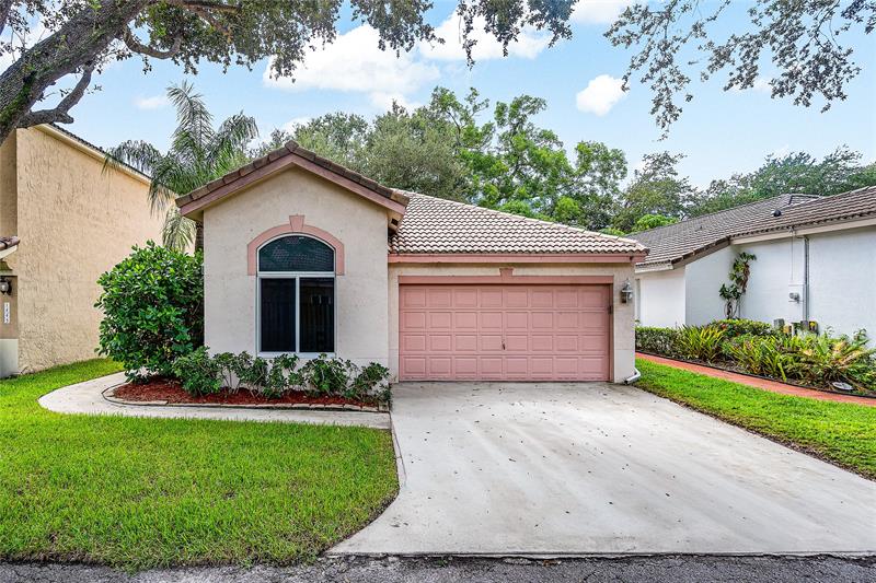 1443 Banyan Circle Pompano Beach FL 33069