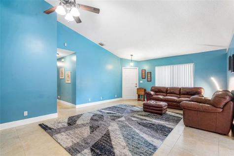 1443 Banyan Circle Pompano Beach FL 33069