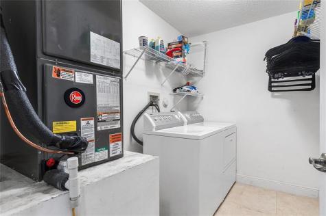1443 Banyan Circle Pompano Beach FL 33069