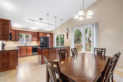 1443 Banyan Circle Pompano Beach FL 33069