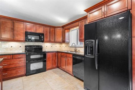 1443 Banyan Circle Pompano Beach FL 33069