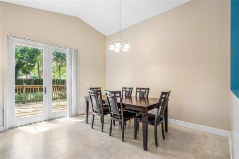 1443 Banyan Circle Pompano Beach FL 33069