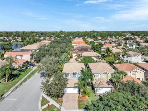 5045 Northern Lights Drive Greenacres FL 33463