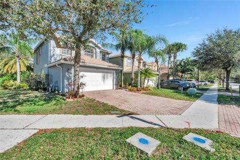 5045 Northern Lights Drive Greenacres FL 33463