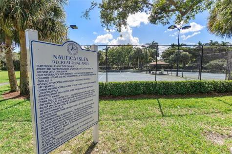 5045 Northern Lights Drive Greenacres FL 33463