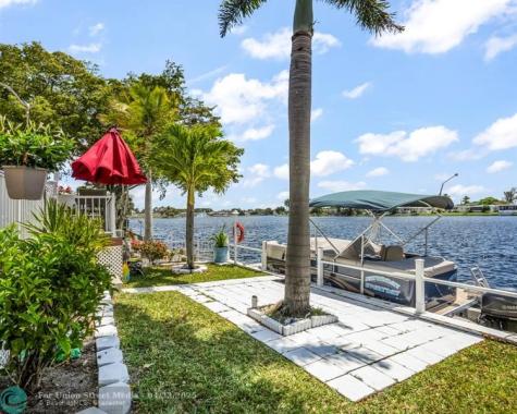 3008 SW 54th Street Fort Lauderdale FL 33312