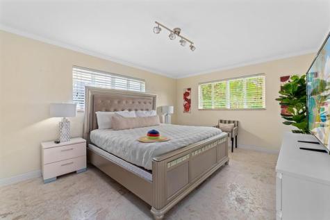 2757 NE 14th Avenue Wilton Manors FL 33334