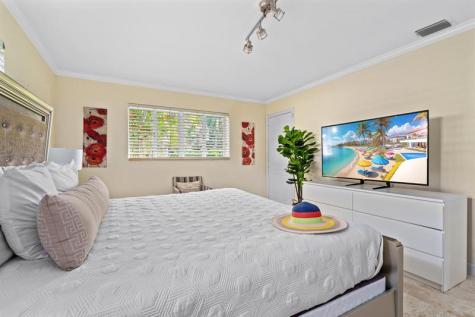 2757 NE 14th Avenue Wilton Manors FL 33334