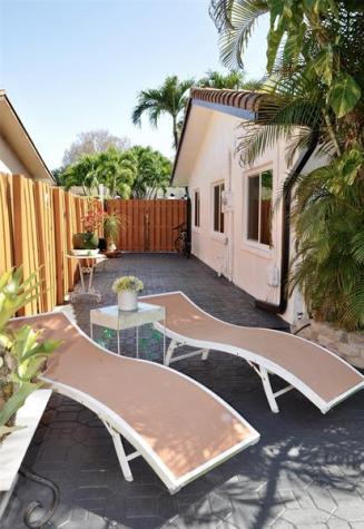 3171 NW 69 Court Fort Lauderdale FL 33309