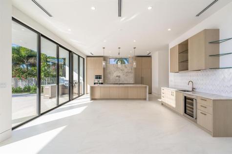 2612 NE 4th Street Pompano Beach FL 33062