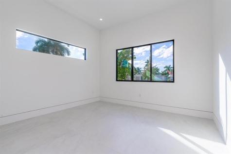 2612 NE 4th Street Pompano Beach FL 33062
