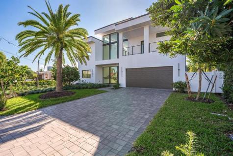 2612 NE 4th Street Pompano Beach FL 33062