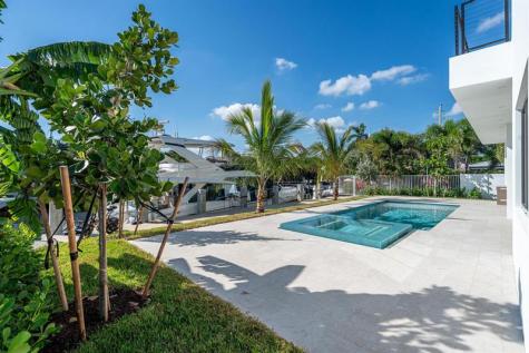 2612 NE 4th Street Pompano Beach FL 33062