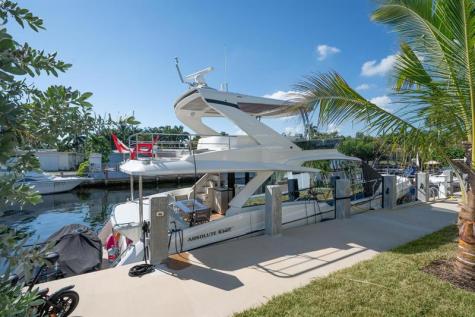 2612 NE 4th Street Pompano Beach FL 33062