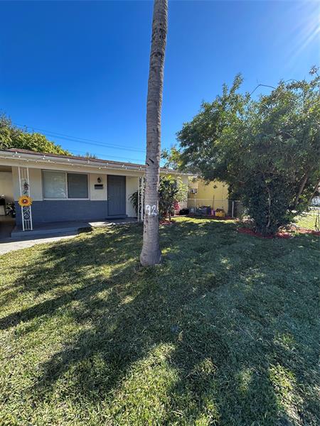 926 S F Street Lake Worth Beach FL 33460