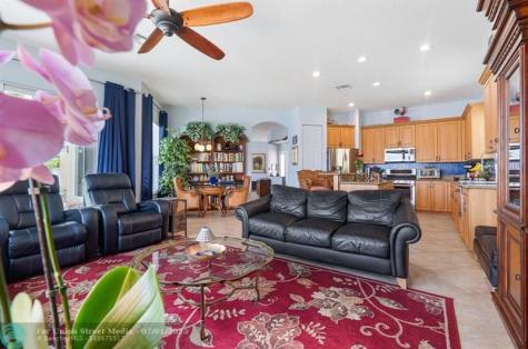 1236 Bay View Way Wellington FL 33414