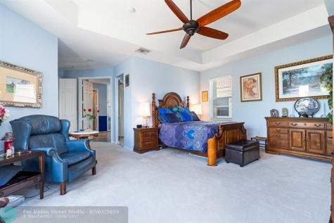1236 Bay View Way Wellington FL 33414