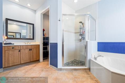 1236 Bay View Way Wellington FL 33414
