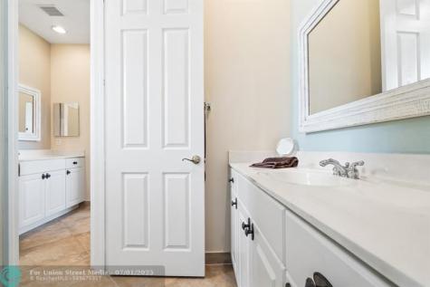 1236 Bay View Way Wellington FL 33414