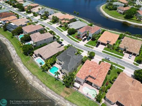 1236 Bay View Way Wellington FL 33414