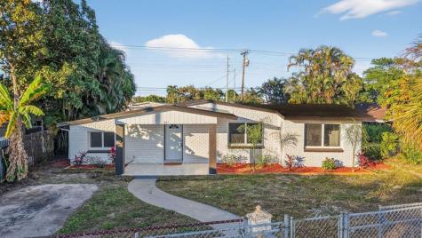 621 SE 1st Street Hialeah FL 33010