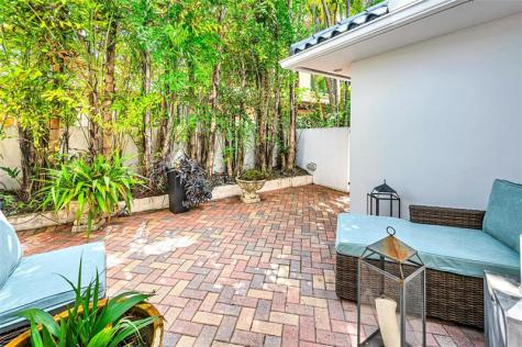 166 Royal Palm Drive Fort Lauderdale FL 33301