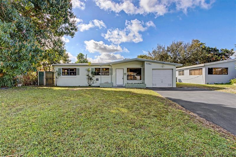 7090 Scott Street Hollywood FL 33024
