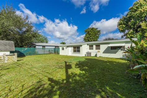 7090 Scott Street Hollywood FL 33024