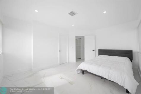 19930 NE 20th Court Miami FL 33179