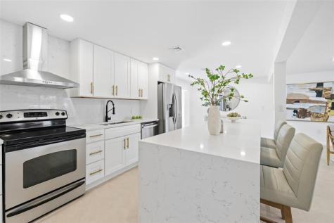 1710 SW 1st Avenue Pompano Beach FL 33060