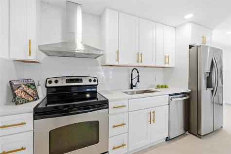 1710 SW 1st Avenue Pompano Beach FL 33060