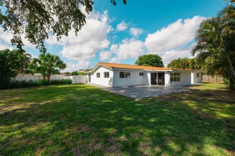 1710 SW 1st Avenue Pompano Beach FL 33060