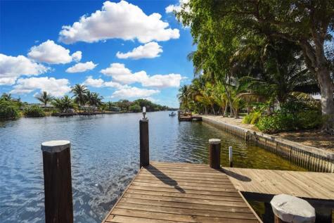 1710 SW 1st Avenue Pompano Beach FL 33060