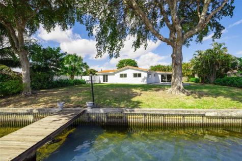 1710 SW 1st Avenue Pompano Beach FL 33060