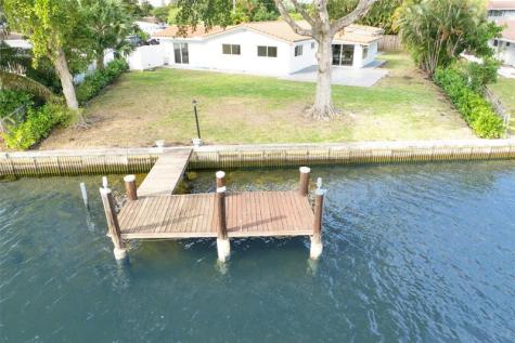 1710 SW 1st Avenue Pompano Beach FL 33060