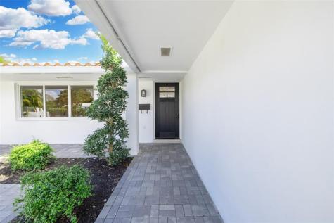 1710 SW 1st Avenue Pompano Beach FL 33060