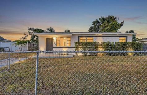 10335 SW 151st Terrace Miami FL 33176