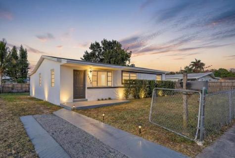 10335 SW 151st Terrace Miami FL 33176