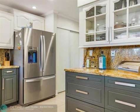 906 NW 83rd Drive Coral Springs FL 33071